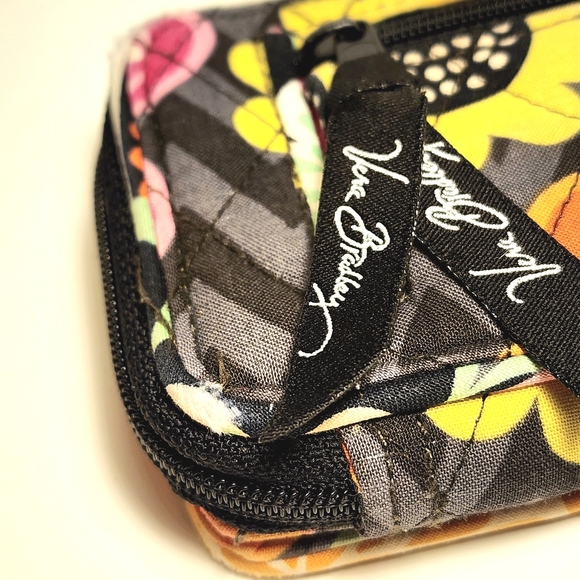 Vera Bradley Black Floral Quilted Wristlet - Picture 3 of 13